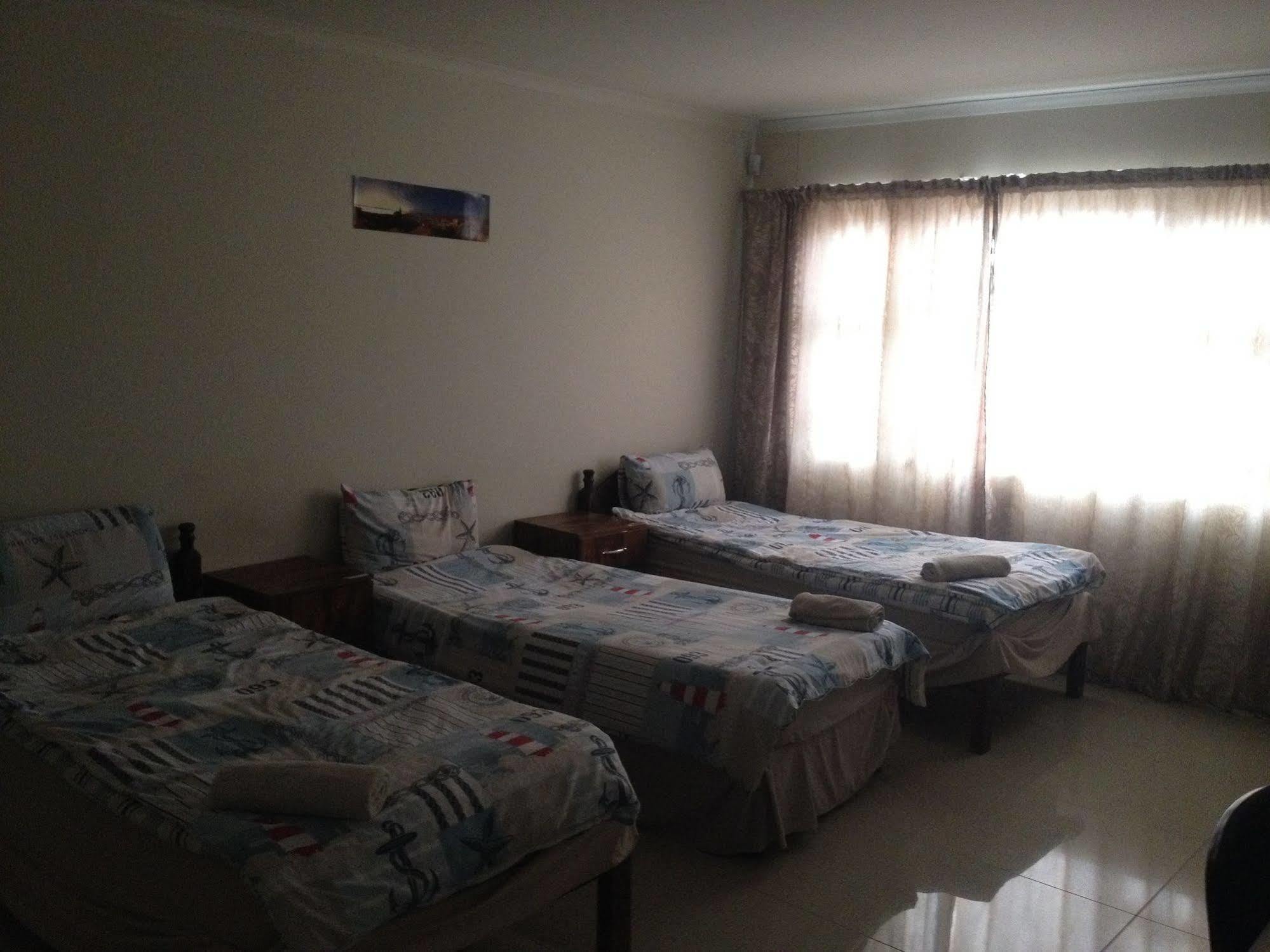 Jessma Bed And Breakfast Walvis Bay Esterno foto